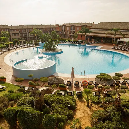 Aparthotel Ilunion Sancti Petri 4*