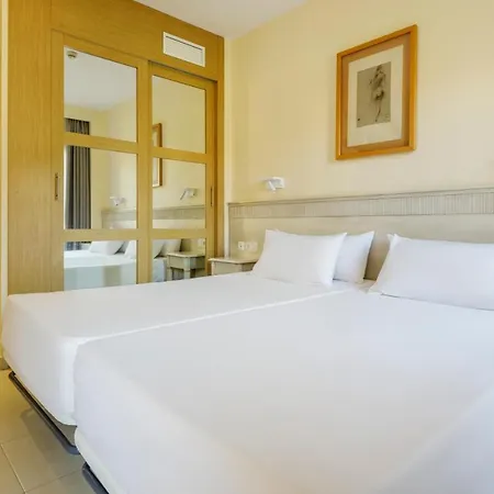 Aparthotel Ilunion Sancti Petri