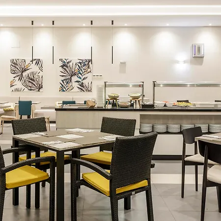 Ilunion Sancti Petri Apartahotel